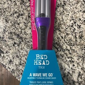 Bedhead A wave we go by TIGI adjustable tourmaline ceramic waver New in package